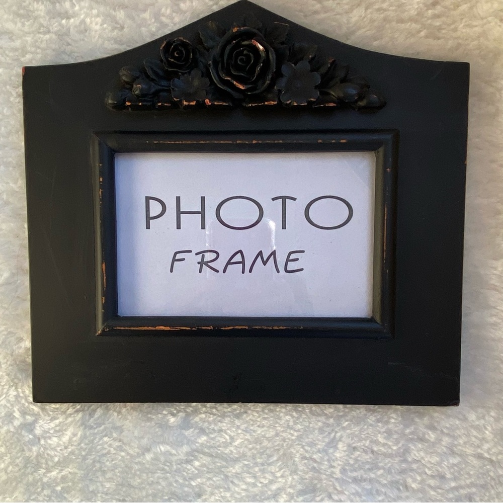 Photo frame, distressed black